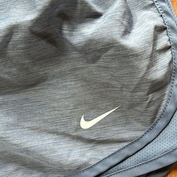 Nike Dri-Fit 2 Pair Of Shorts - Picture 2 of 10